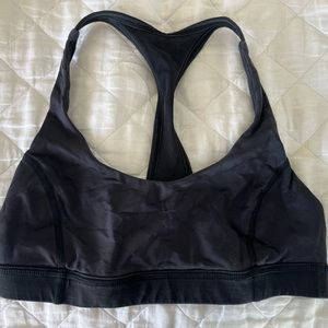 Black lululemon sports bra